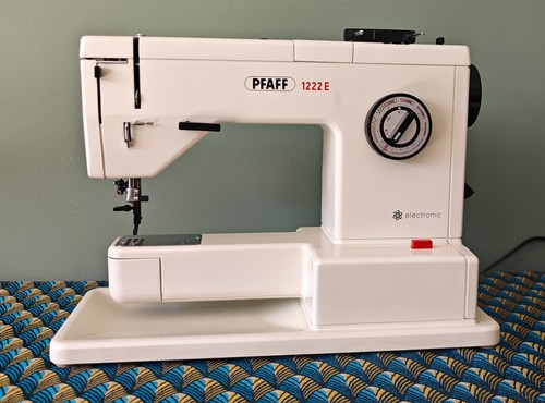 Pfaff 1222e idt sewing - pfaff,
