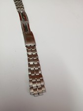 Omega rivited expandable