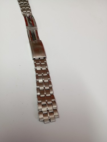 Omega rivited expandable