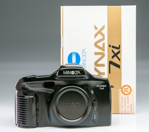 Minolta dynax xi - minolta,