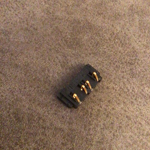 Connettore batteria telefono