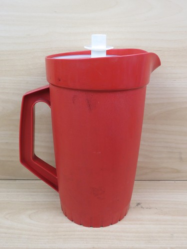 Vecchia brocca tupperware con - brocca,