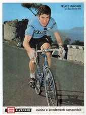 CICLISMO  CARTOLINA  FELICE  GIMONDI   SALVARANI  1971   CM  18  X  24