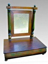 Particolare  Specchiera a