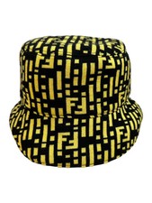 Fendi cappello alla pescatora in lana. (S)