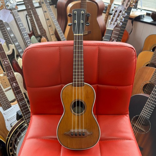 Raro ukulele vintage