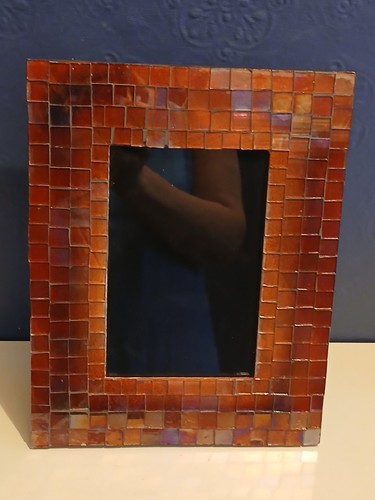 Cornice vetro mosaico rosso - in,