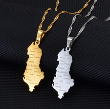 Collana con ciondolo mappa