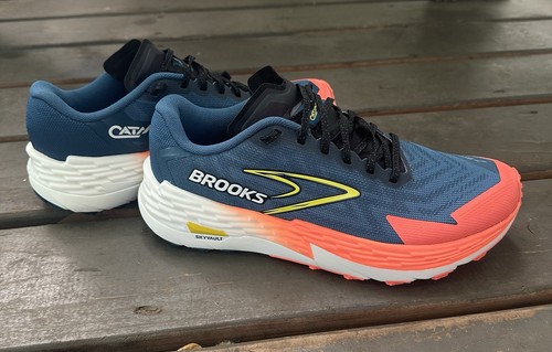 Brooks catamount sneakers - 4,