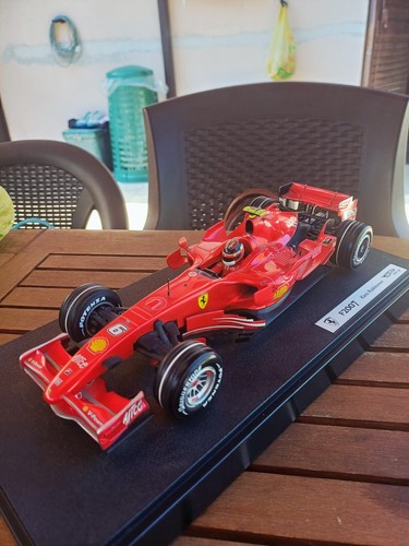Modellino ferrari f2007 - 1/18,