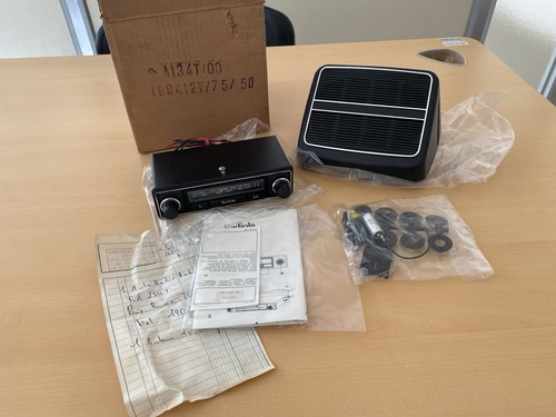 Vintage autoradio radiola - vintage,