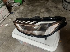 AUDI A4 B9 8W PROIETTORE FARO