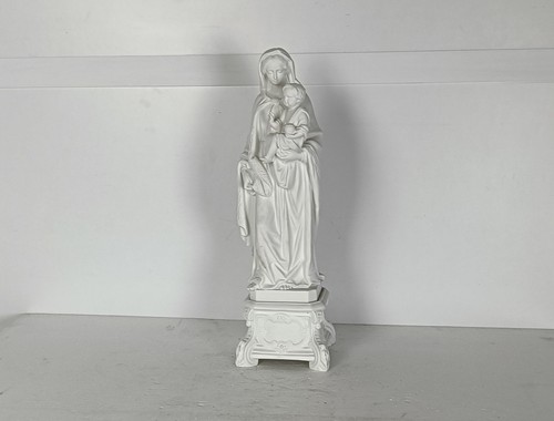 Grande antica statua