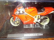 Ducati  916 1994 1/24 motor