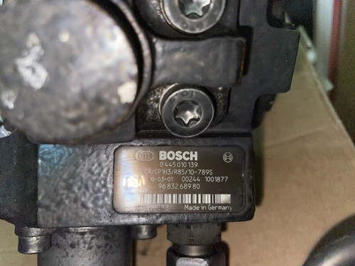 Common rail bosh 0445010157 - rail,