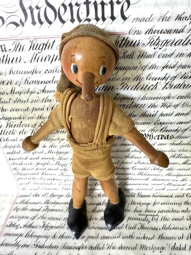 Bambola vintage stile arte