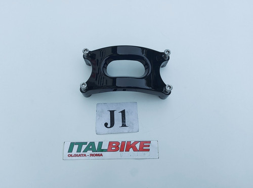 Supporto parafango anteriore - supporto,