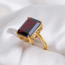 Anello Granato Rosso Oro