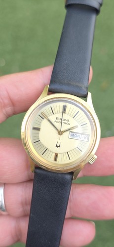 Vintage 1970 bulova - vintage,