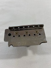 Piastra ponte due punti Squier Showmaster 2002 e blocco tremolo in lega