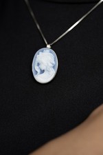 CIondolo spilla cammeo agata