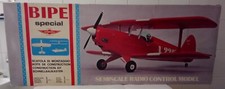 Avion RC Bipe Special