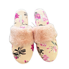 Nuove pantofole Victoria