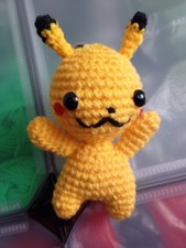 Pupazzi Simil Pikachu. Pupazzo
