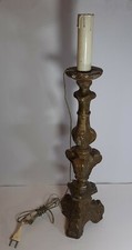 Antico Candelabro in Legno