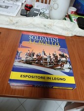 Espositore In Legno Soldatini A Cavallo