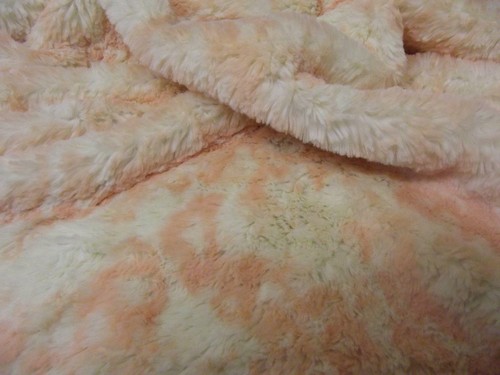 Materiale tessuto pelliccia
