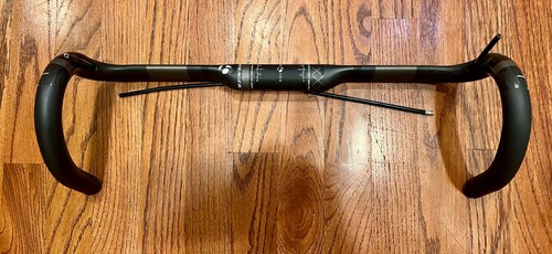 Manubrio bontrager xxx cf - manubrio,