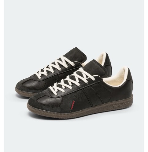 Adidas army hartcopy - bw,