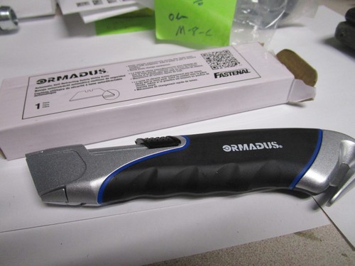 Coltello sicurezza multiuso - di,