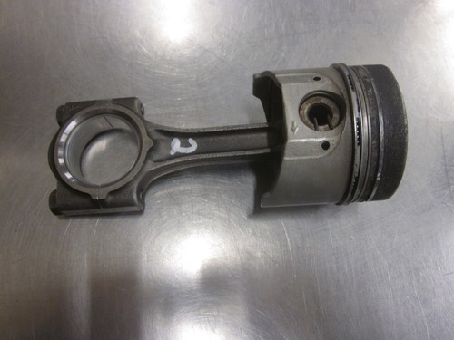 Kubota d1005 cylinder - kubota, 3