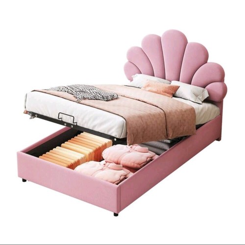 Letto imbottito con - , motivo