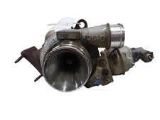 VOLVO V40 Cross Country 526