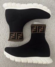 Scarpe da ginnastica nuove