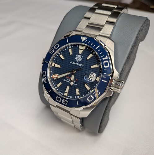 Tag heuer aquaracer - tag, •