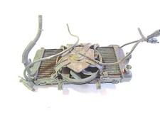 Radiatore con ventola e tappo