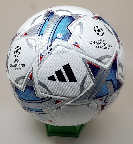 Nuovo pallone calcio - da,