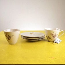 set di 2 tazze e 3 piattini in