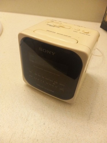 Sony dream machine - machine, icf-c120