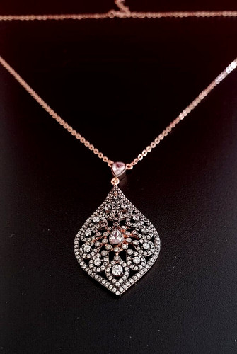 Collana con pendente - collana,