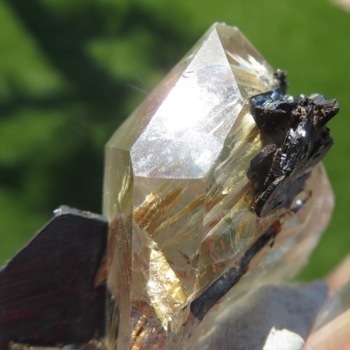 Minerali quarzo con - minerali, ***