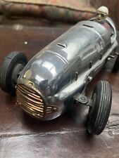 giocattoli d'epoca in latta