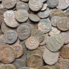 Lotto di monete romane disponibili, antico numero dell'epoca costantina