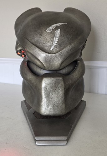 Sideshow scar predator - sideshow,