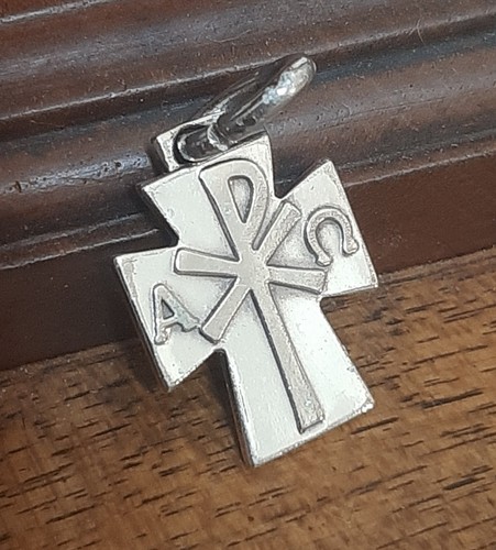 Croce ciondolo per catena