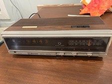 Sveglia radio AM/FM vintage